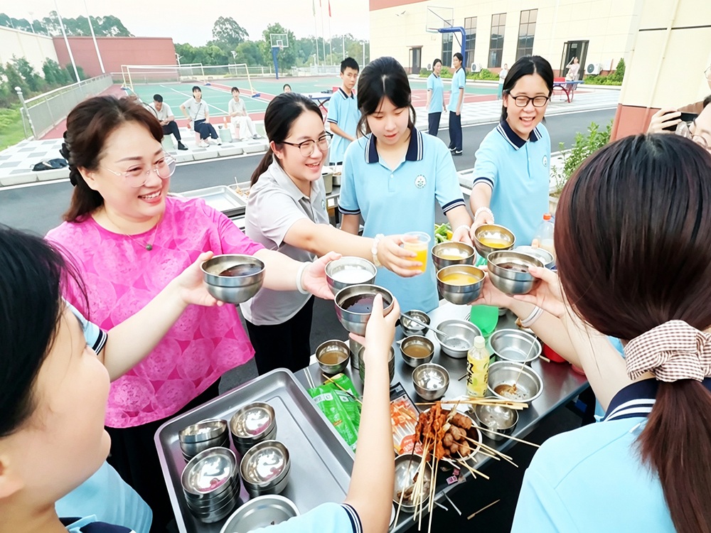 商洛孩子叛逆全封闭学校怎么选？联系电话与测评指南
